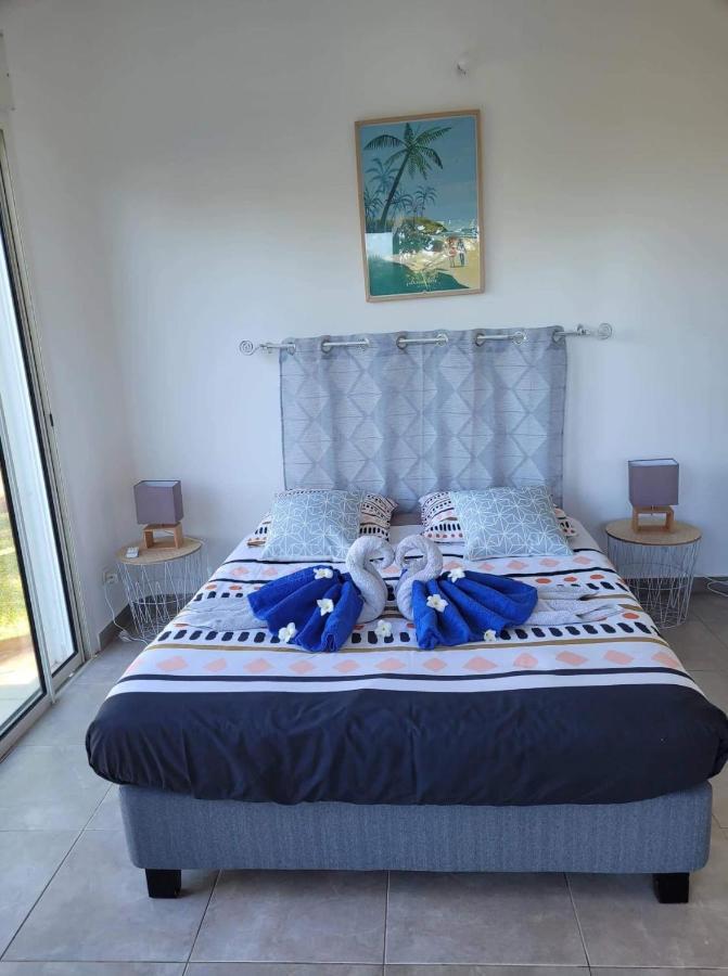 Grande Villa Au Calme - Vue Exceptionnelle - Climatisation - Piscine Sel Chauffee - Jardin Tropical Vincendo 外观 照片