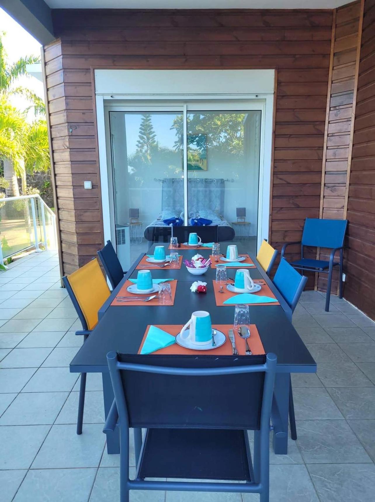 Grande Villa Au Calme - Vue Exceptionnelle - Climatisation - Piscine Sel Chauffee - Jardin Tropical Vincendo 外观 照片