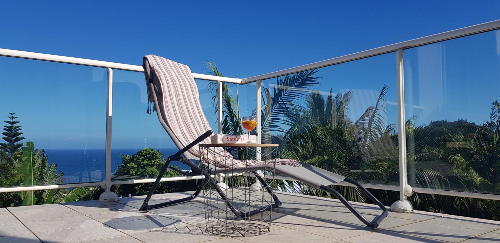 Grande Villa Au Calme - Vue Exceptionnelle - Climatisation - Piscine Sel Chauffee - Jardin Tropical Vincendo 外观 照片