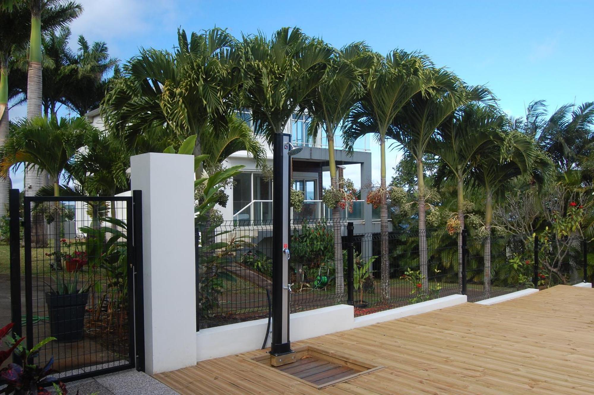 Grande Villa Au Calme - Vue Exceptionnelle - Climatisation - Piscine Sel Chauffee - Jardin Tropical Vincendo 外观 照片