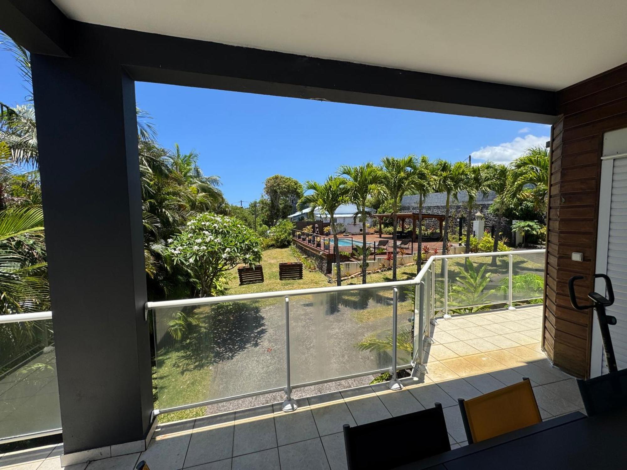 Grande Villa Au Calme - Vue Exceptionnelle - Climatisation - Piscine Sel Chauffee - Jardin Tropical Vincendo 外观 照片